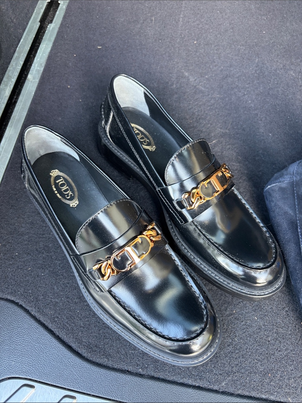 Tod’s women’s loafers new